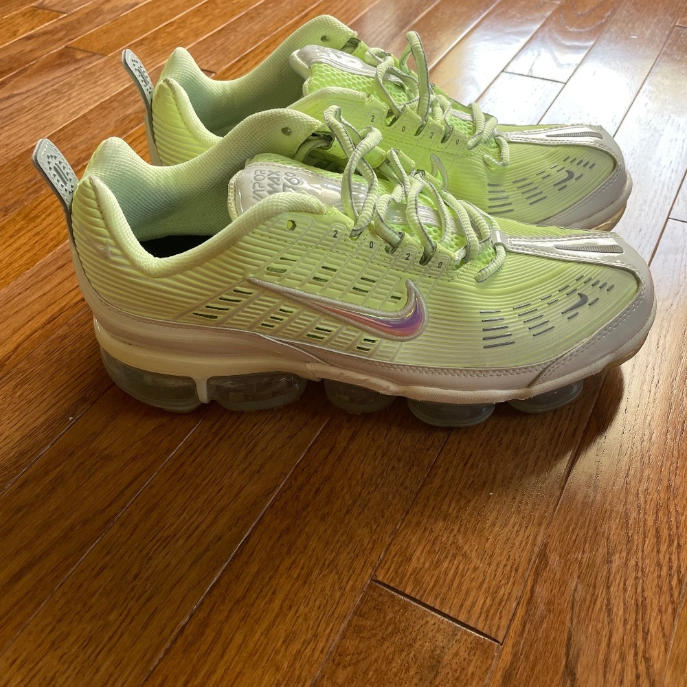 Vapormax 360